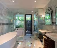 Villa Kaba Kaba Estate, Sale de Bain D'amis 4
